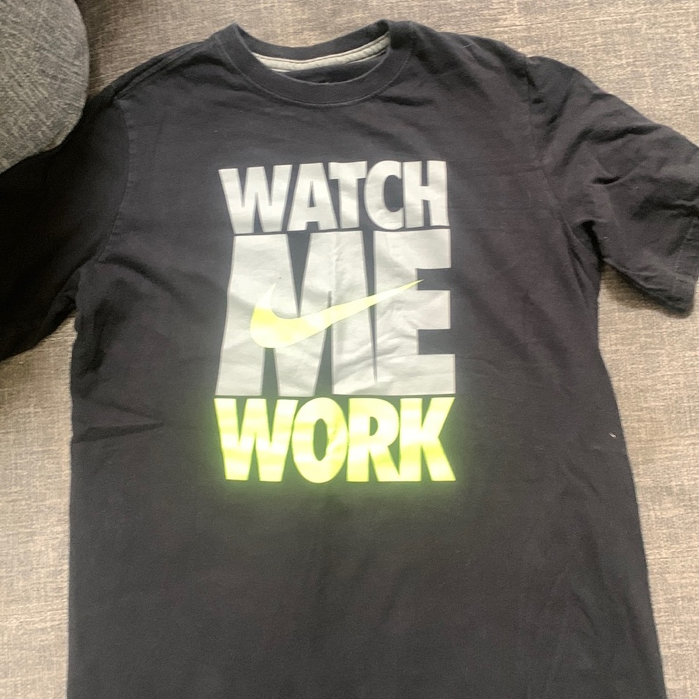 Nike tee